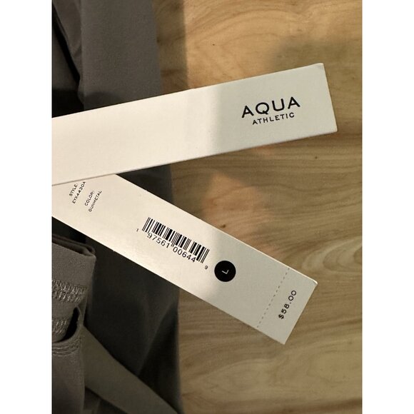 nwt Bloomingdales AQUA Women's Large Long Sleeve Athletic Top Pullover Exclusive - Picture 4 of 9